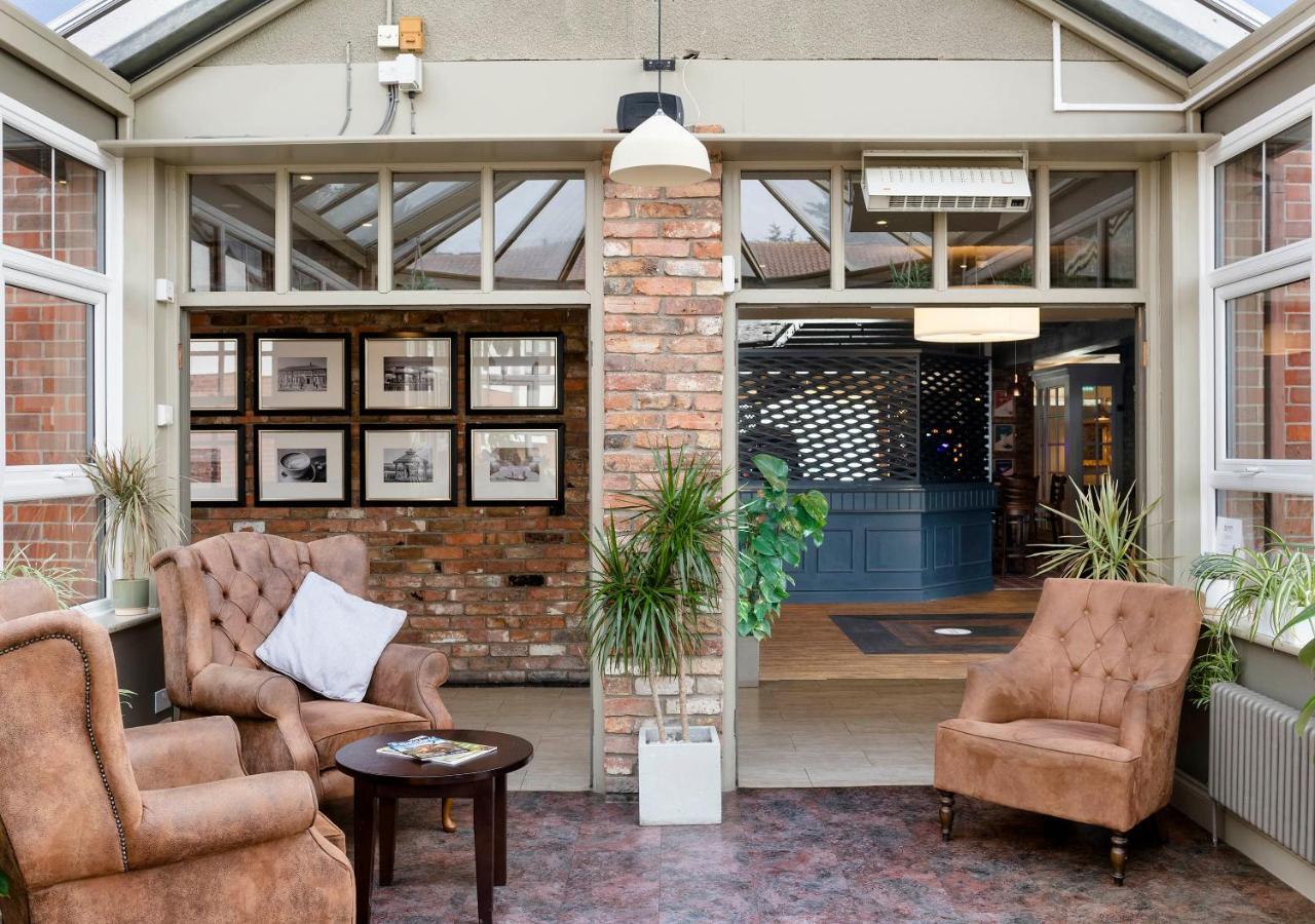 Dragonfly Hotel Colchester Ngoại thất bức ảnh