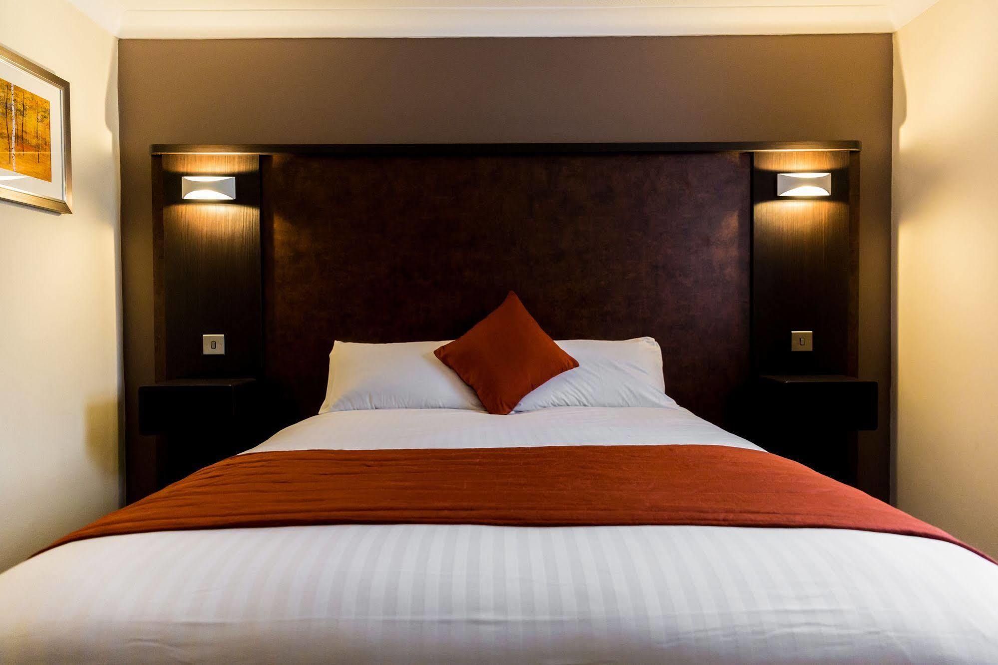 Dragonfly Hotel Colchester Ngoại thất bức ảnh