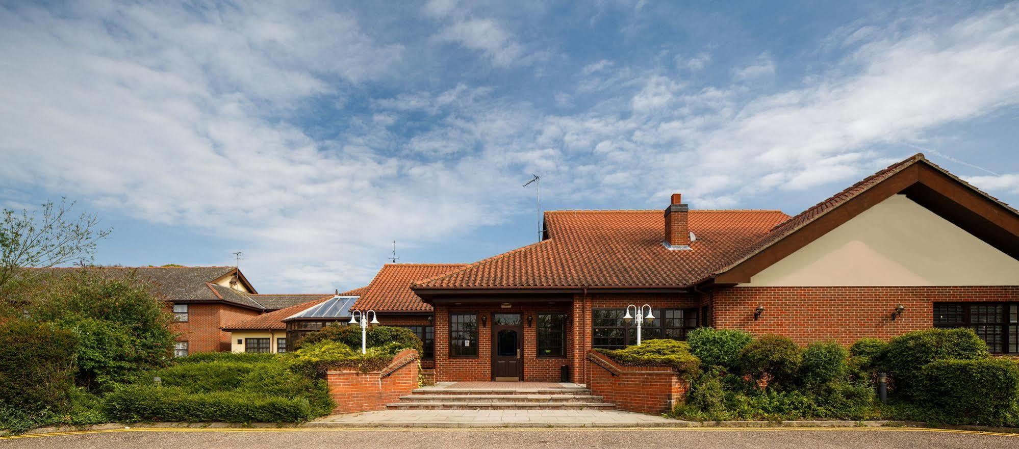 Dragonfly Hotel Colchester Ngoại thất bức ảnh